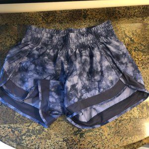 Athleta Printed Mesh Racer Run Short 4"